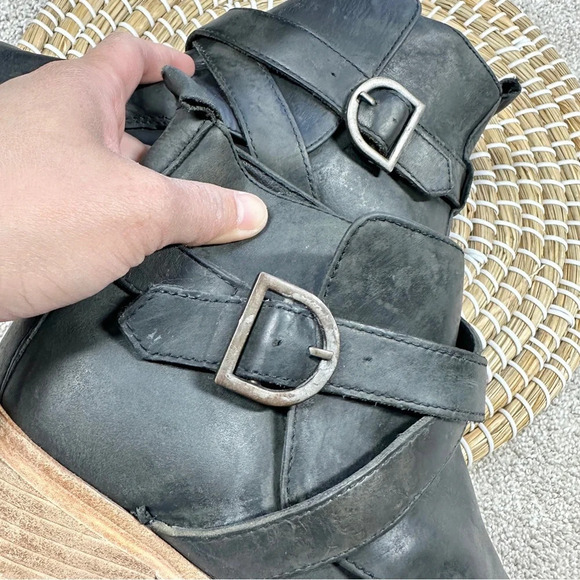 Free People Back Loop Ankle Cowboy Boots Pointed Toe Washed Black Western 40 - Picture 13 of 16